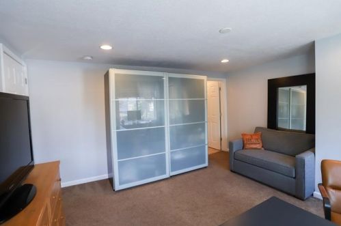 818 Mccandless Ave, Pittsburgh PA 15201-2451 exterior