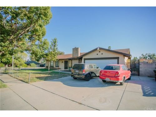483 Walnut Ave, Rialto CA  92376-3531 exterior
