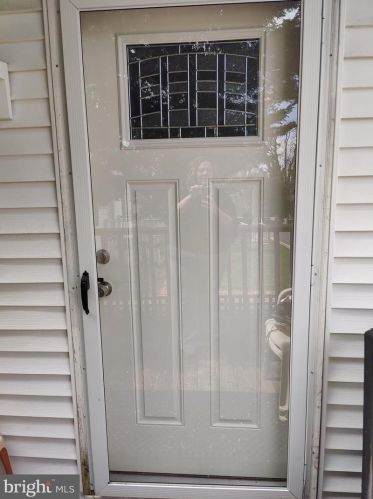 6 Laurel Ave, Wilmington, DE 19809-1423