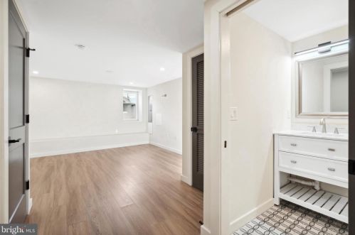 241 Allen St, Philadelphia PA  19125-4103 exterior