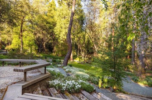 13407 Thoroughbred Loop, Grass Valley CA  95949-7691 exterior