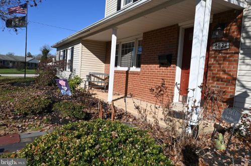 2033 Byrd Dr, Norristown, PA 19403-3121