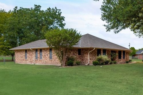 1061 Pheasant Walk, Kaufman, TX 75142-7351