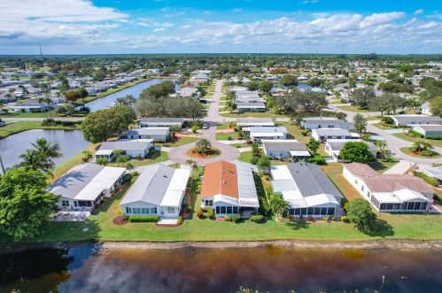 3816 Meadowlark Cir, Fort Pierce FL  34952-3144 exterior