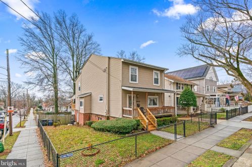 2609 Hamlin St, Washington, DC 20018-2530