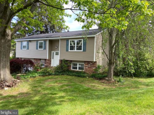 3221 Raye Rd, Downingtown, PA 19372-1054
