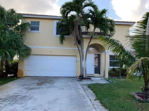 290 100th Ter, Hollywood, FL 33025-1061
