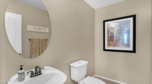 1492 Saddle St, Gilbert AZ 85233-1400 exterior