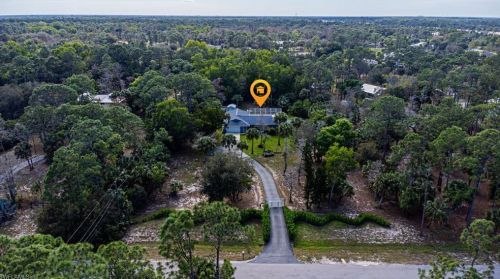 6100 Green Blvd, Naples FL  34116-4824 exterior