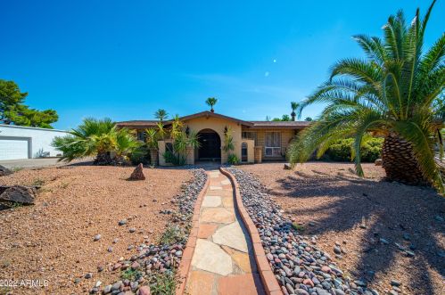 5401 Charter Oak Rd, Scottsdale, AZ 85254-4217