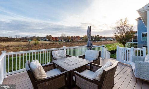 518 Delp Rd, Lancaster PA  17601-2956 exterior
