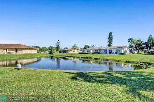 13862 Packard Ter, Delray Beach FL  33484-1562 exterior