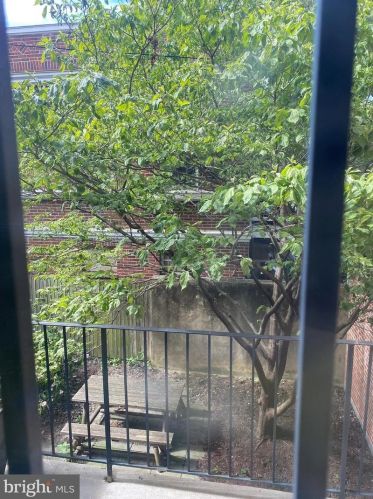 502 C St, Washington, DC 20002-5077