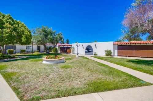 16533 Caminito Vecinos, San Diego CA 92128-2955 exterior