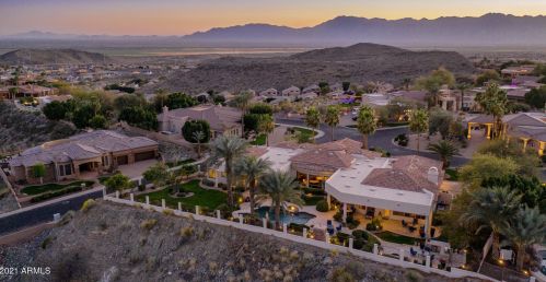 15645 7 St, Phoenix AZ 85014-4142 exterior