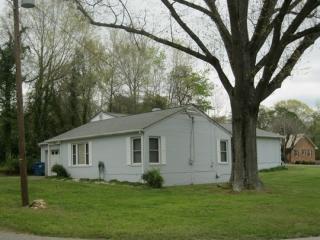 366 Broad St, Parks Crossroads, NC 27316-9512