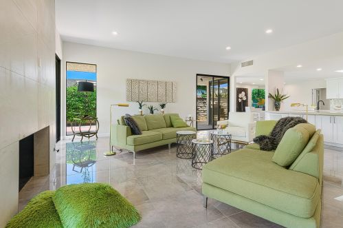 6 Cornell Dr, Rancho Mirage CA  92270-3630 exterior