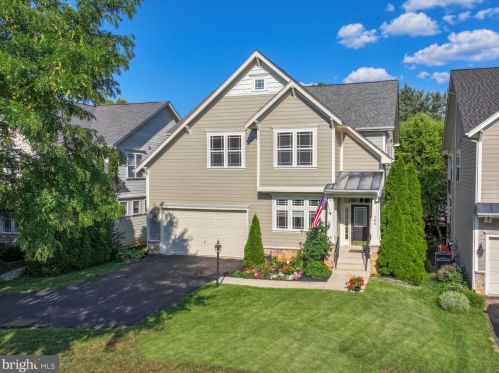 286 Ariel Dr, Leesburg, VA 20176-2202