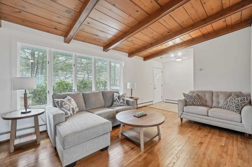 37 Emperor Ln, Montgomery NY  12549-1919 exterior