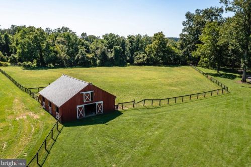 280 Moore Rd, Downingtown, PA 19335-4508