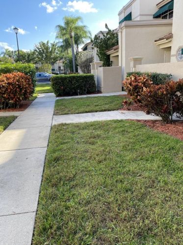 6628 Via Regina, Boca Raton FL  33433-3918 exterior