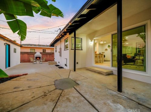 12912 Gramercy Pl, Gardena CA  90249-1808 exterior