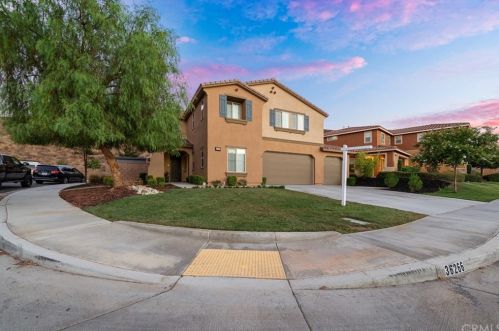 36266 Waxen Rd, Lake Elsinore CA  92532-2565 exterior
