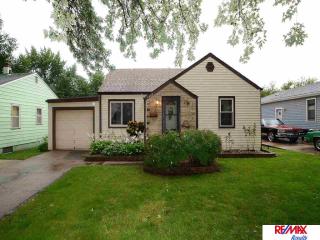 5906 Sahler St, Omaha, NE 68104-2850