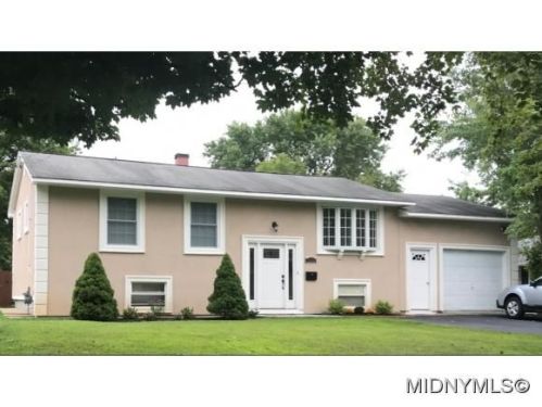 512 Woodhaven Rd, Utica, NY 13502-1324