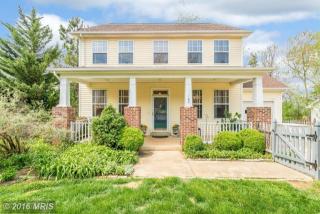 182 Winchester Mews Dr, Warrenton, VA 20186-2732