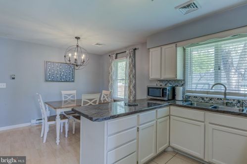 107 8th St, Laurel DE  19956-1401 exterior