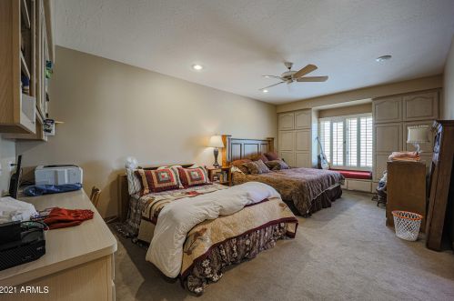 6220 Cholla Dr, Scottsdale AZ 85253-3170 exterior