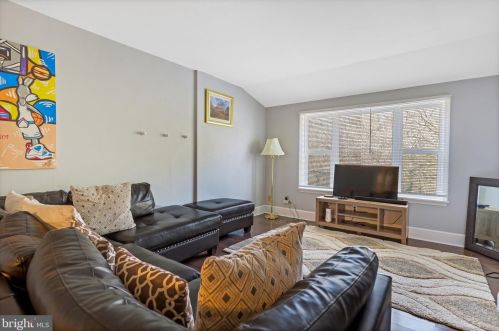 714 Manatawny St, Pottstown PA  19464-5143 exterior