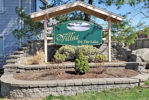 83 Lake Ridge Cv, Mohegan Lake, NY 10547-1222