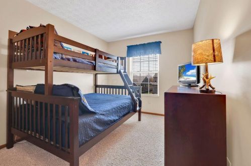 1565 Roscommon Dr, Pataskala OH  43062-7018 exterior