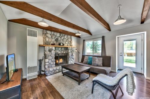 1224 Heather Lake Rd, South Lake Tahoe, CA 96150-8333