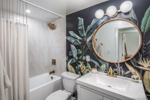 6584 Airoso Ave, San Diego CA  92120-4809 exterior