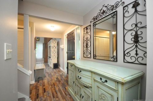 6 Weldon Ct, Goshen, CT 06756-1701