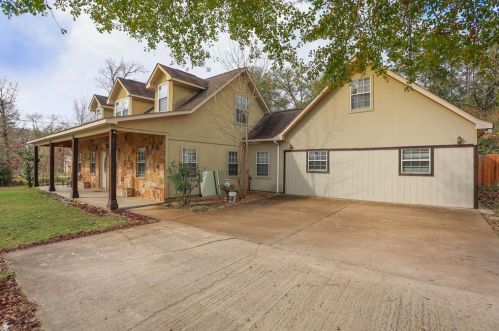 155 Fm 980 Rd, Huntsville, TX 77320-7400