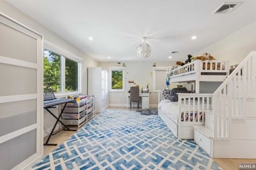 177 Orchard Rd, Demarest NJ  07627-1715 exterior