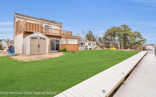 1019 Bowsprit Pt, Lacey Township NJ  08734-2706 exterior