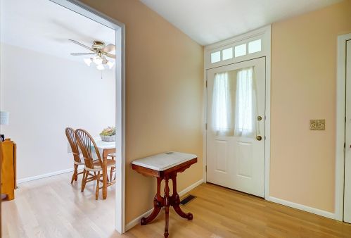 188 Shaker Heights Ln, Covington, KY 41017-2238