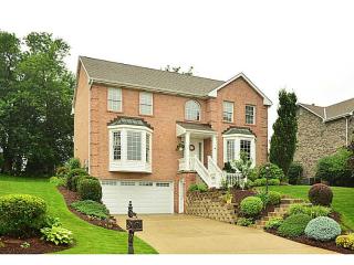 139 Hickory Heights Dr, Bridgeville, PA 15017-1077