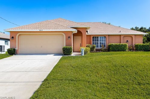 3012 49th St, Lehigh Acres, FL 33971-4788