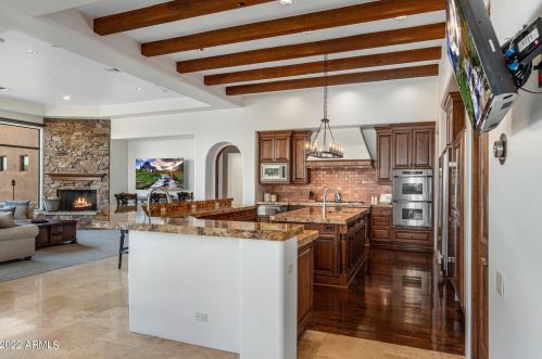 8537 Los Gatos Dr, Scottsdale AZ 85255-5063 exterior