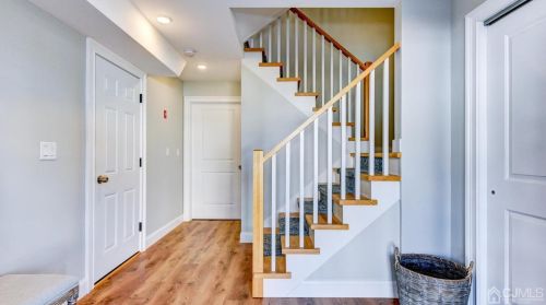 5 Fort Ave, Pelican Island NJ  08751-1512 exterior