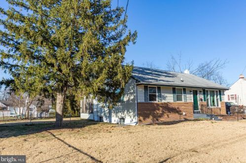 307 Veterans Dr, Palmyra NJ  08065-2319 exterior