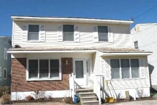 31 Heald Cir, Brigantine City, NJ 08203-2920