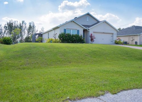1128 19th Pl, Cape Coral, FL 33993-5958