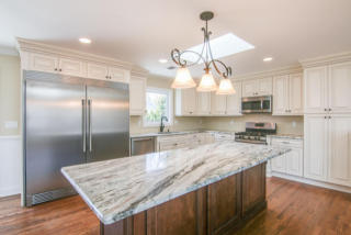106 Comanche Dr, Oceanport, NJ 07757-1604